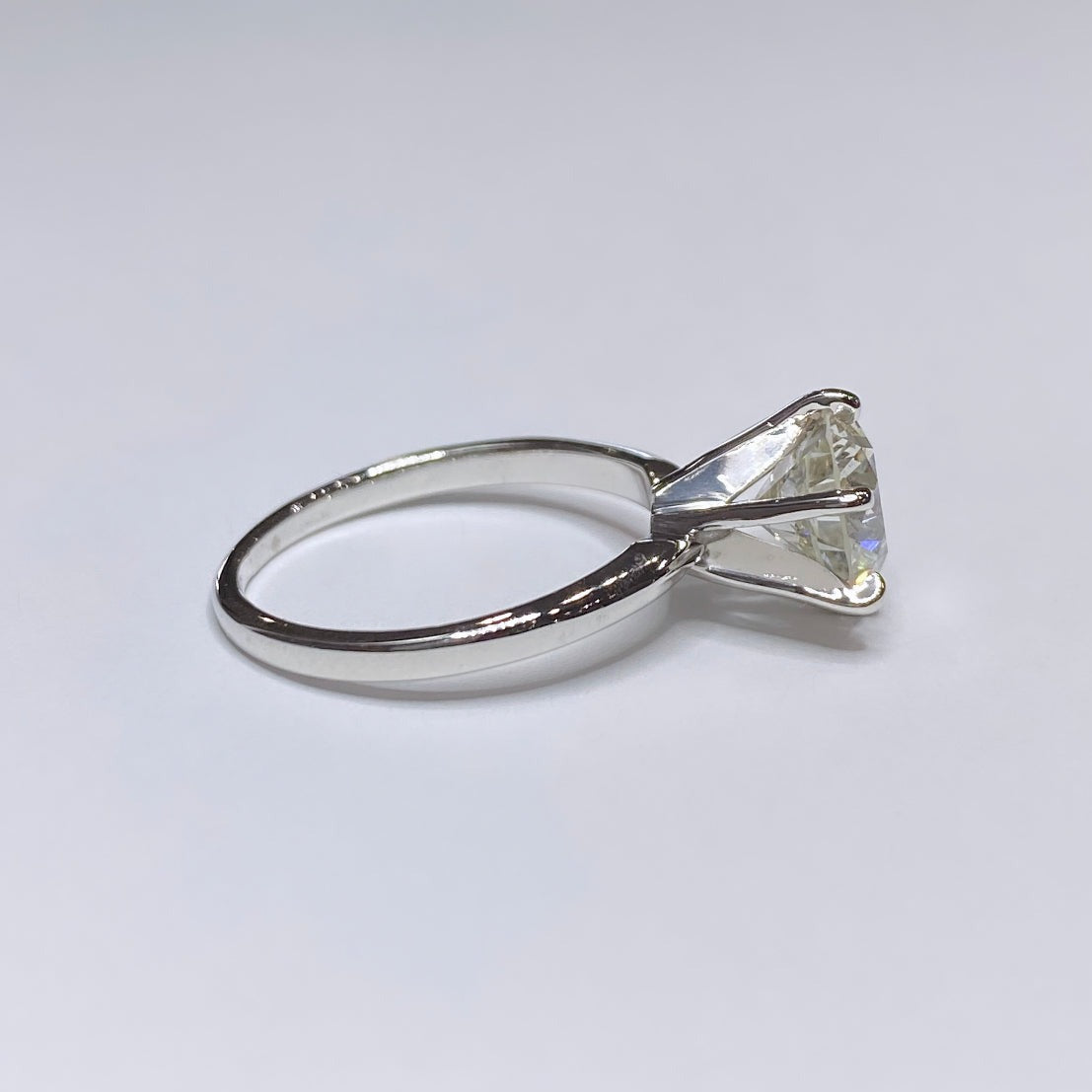 2ct Round Cut 6-Prong Solitaire