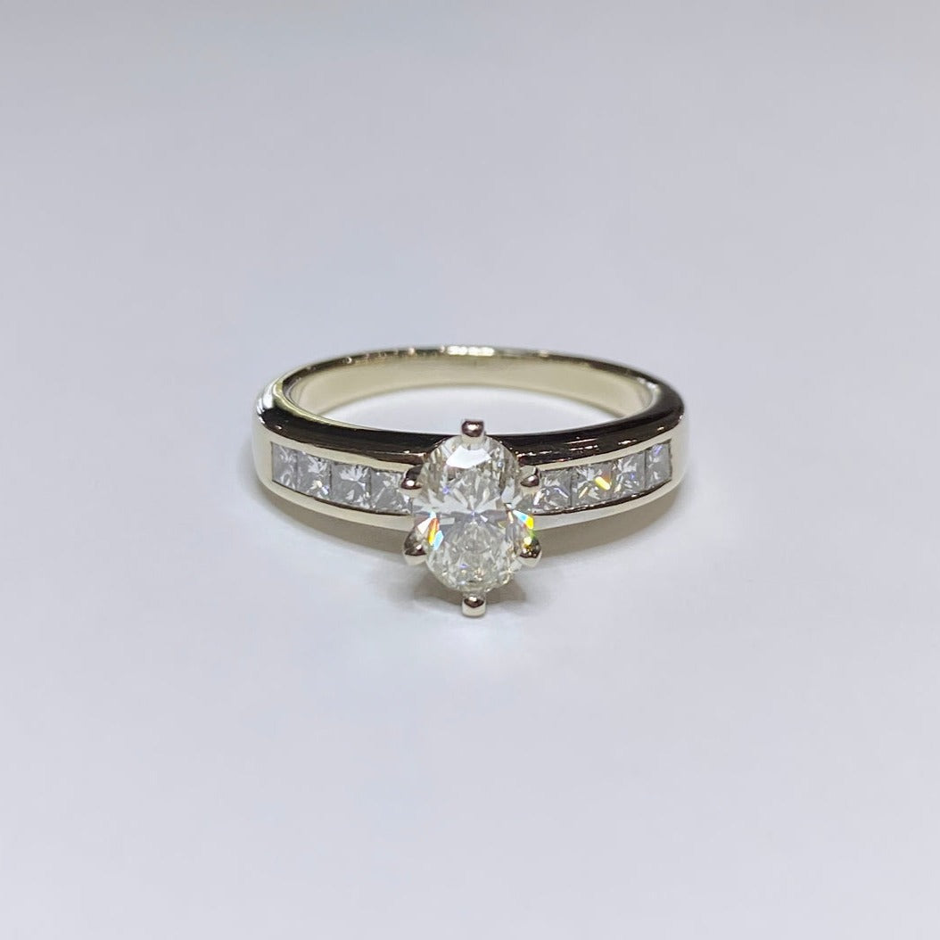 1ctw Oval & Princess Cut Diamond Ring 14k