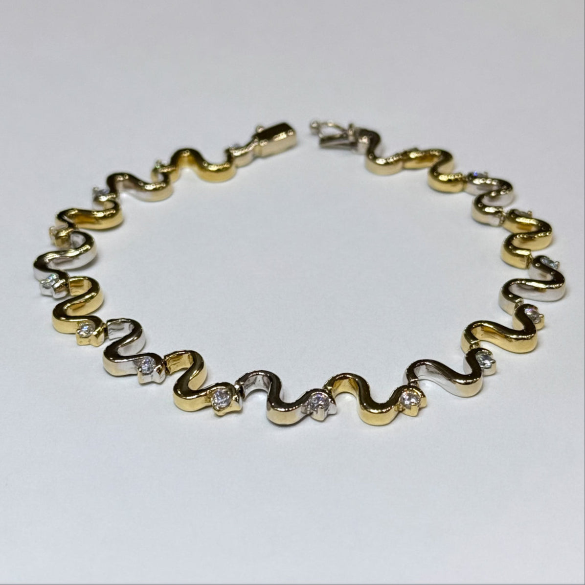 18k Two-tone CZ Wave Bracelet
