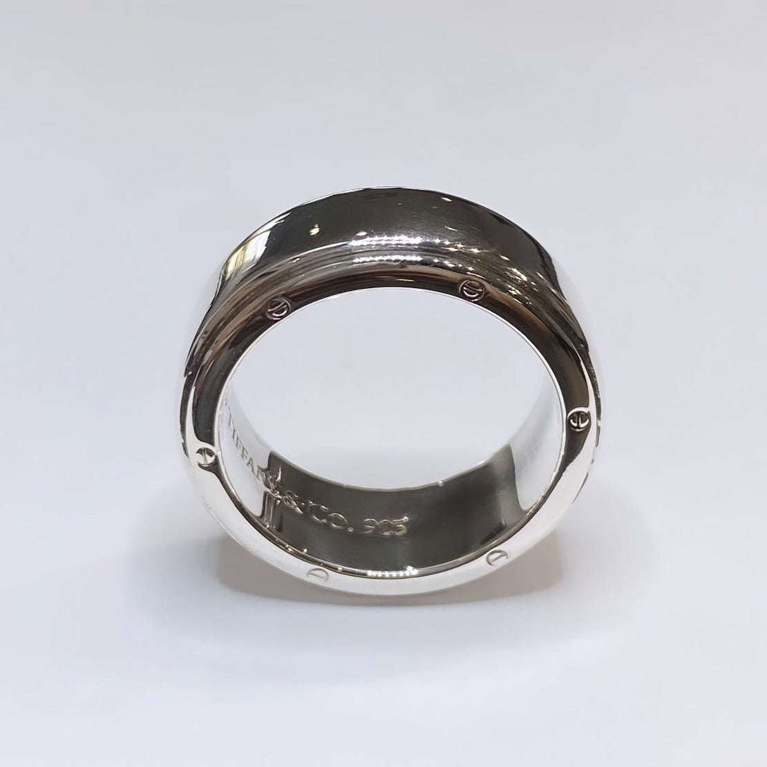 T & Co. Nail Head Wide Ring 925