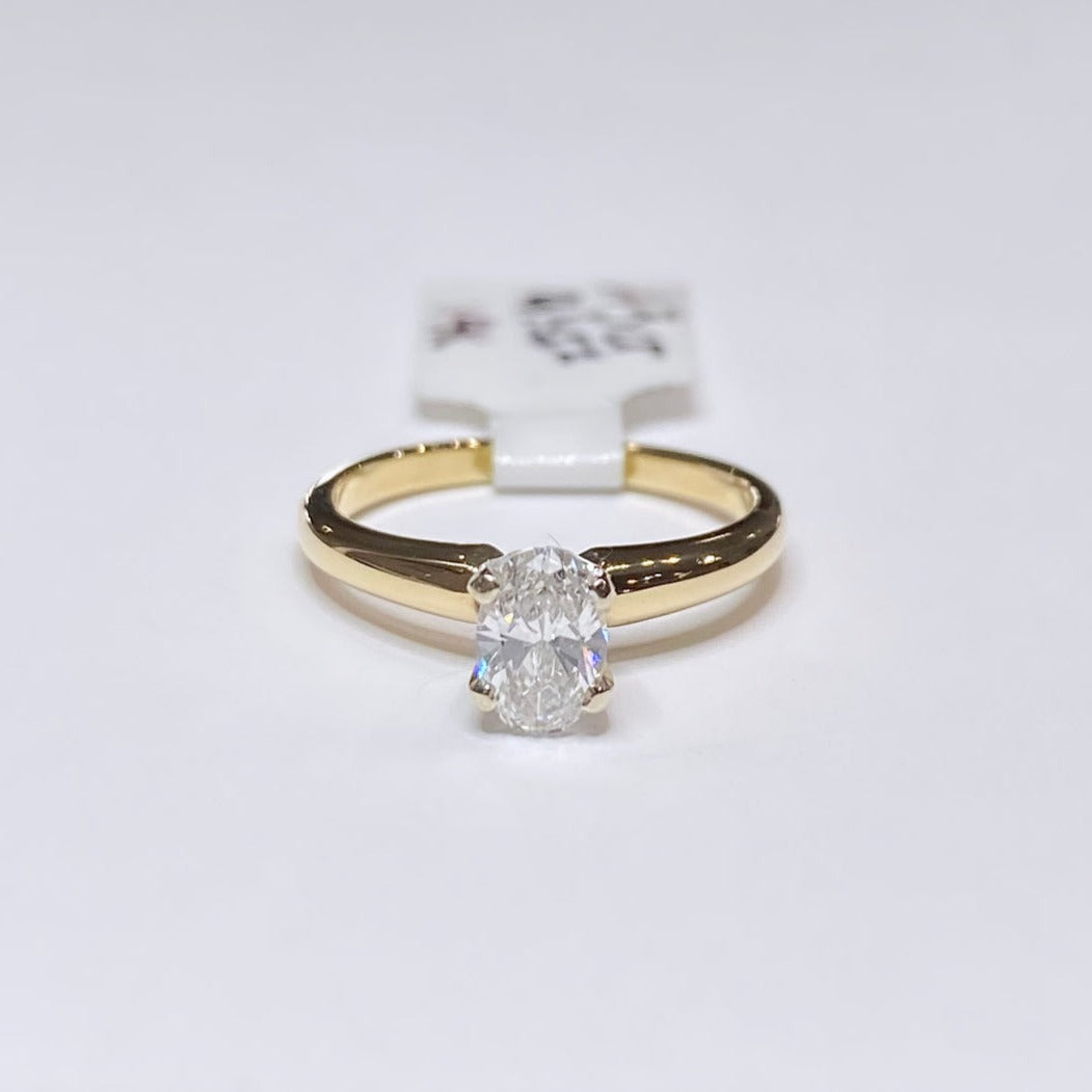 0.43ct Oval Solitaire 14k