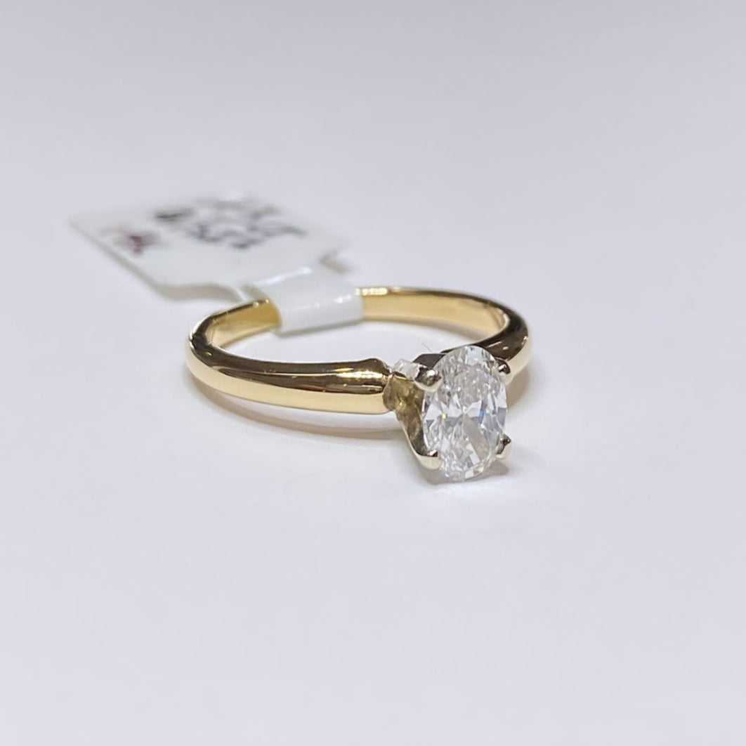 0.43ct Oval Solitaire 14k