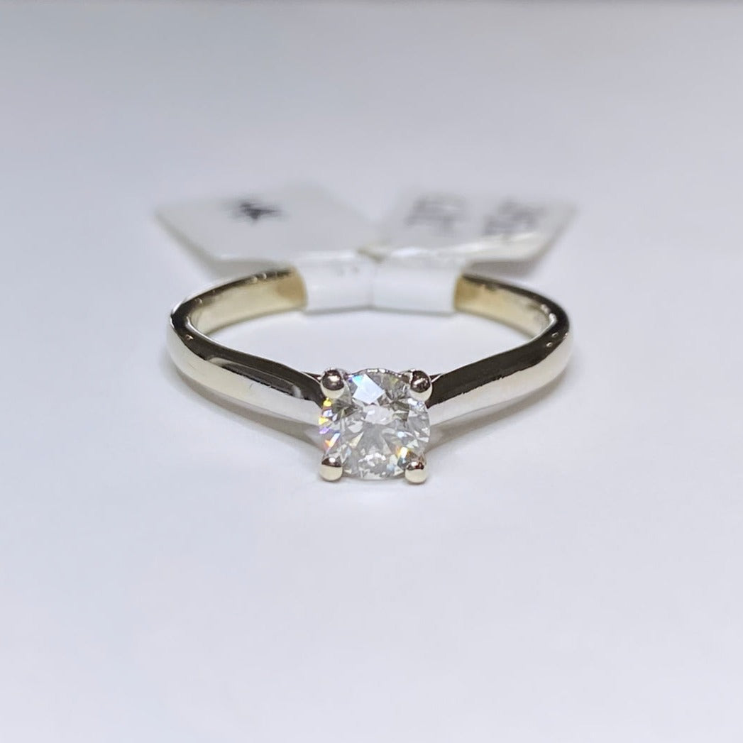 0.85ct Round Cut Solitaire IGI Certified