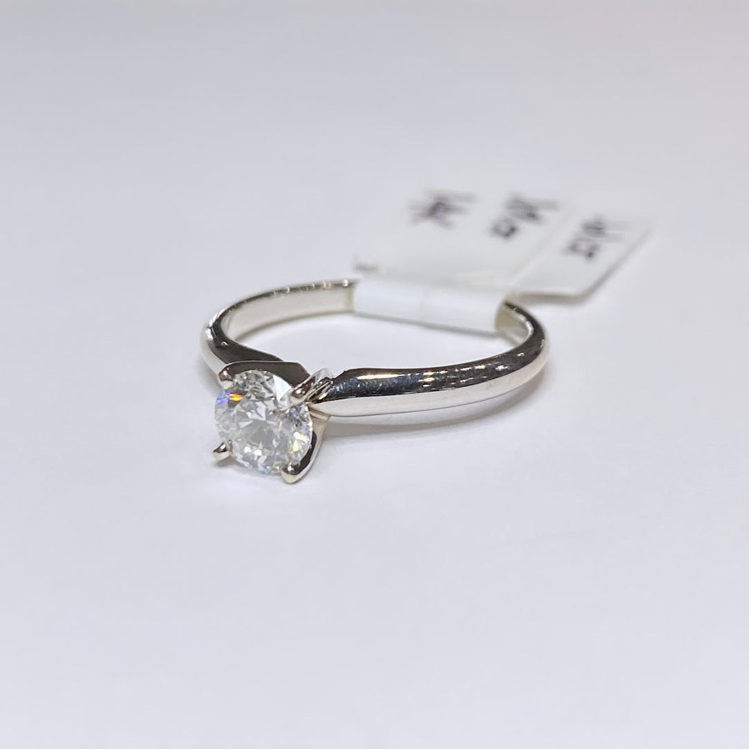 0.61ct Round Classic Solitaire 14k