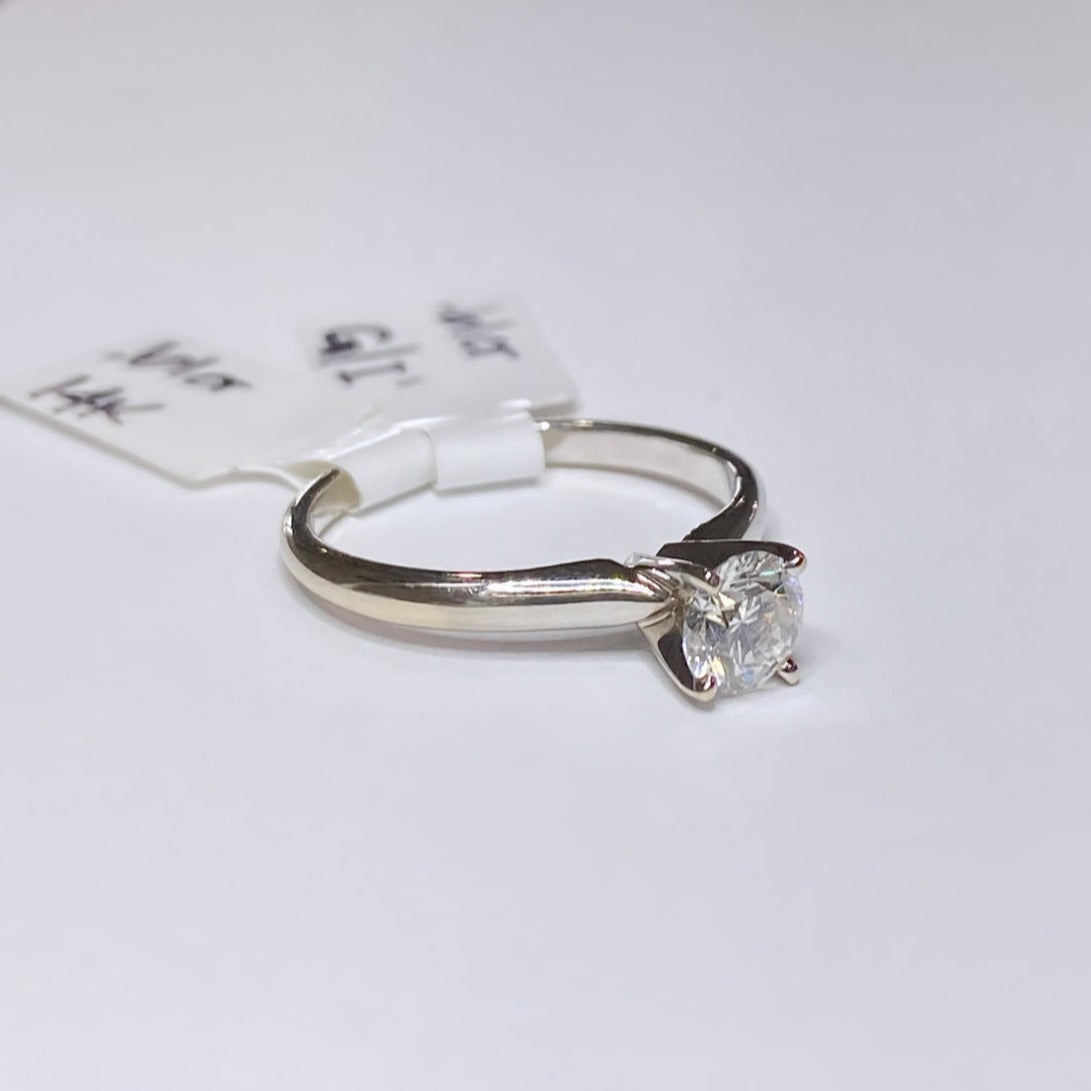 0.61ct Round Classic Solitaire 14k