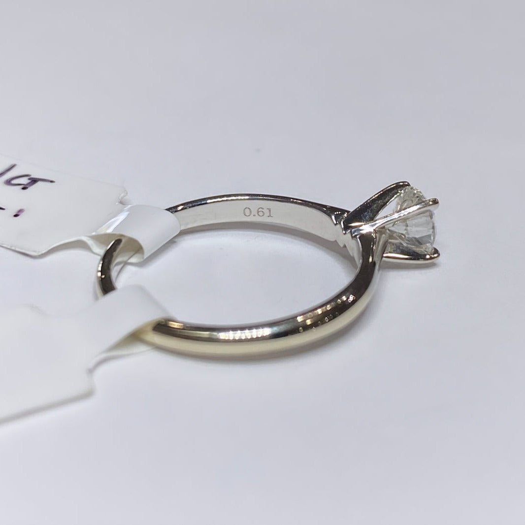0.61ct Round Classic Solitaire 14k