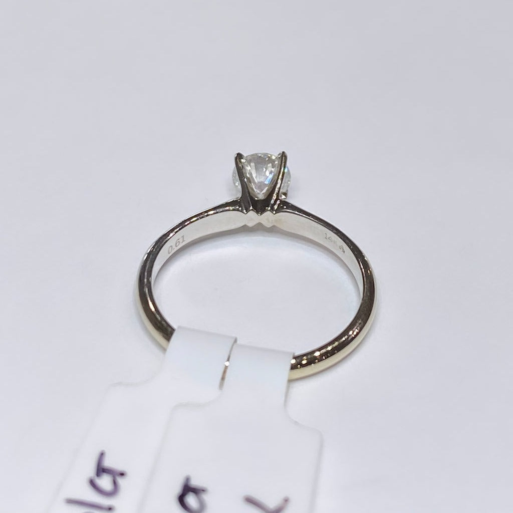 0.61ct Round Classic Solitaire 14k