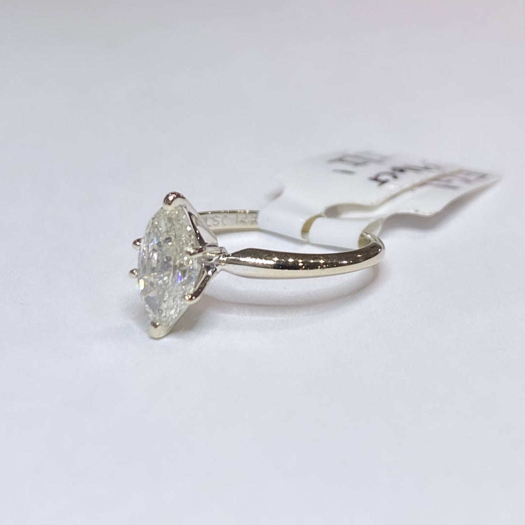 0.96ct Marquise Solitaire 14k