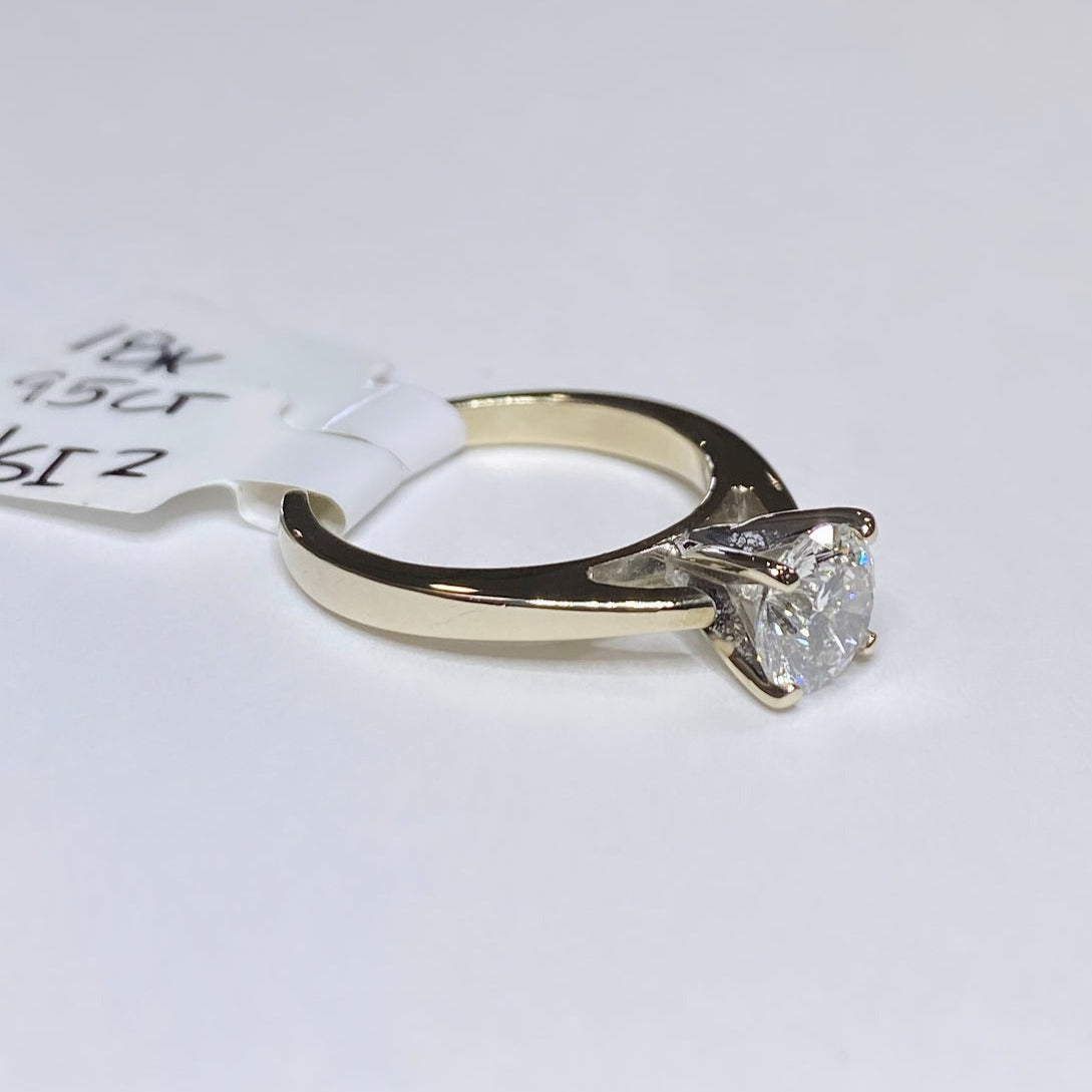 0.95ct Round Brilliant Celebration Diamond Solitaire Ring 18k