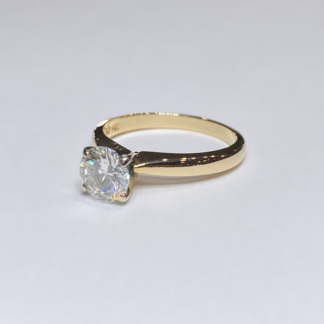 1ct Round Brilliant Diamond Solitaire 14k