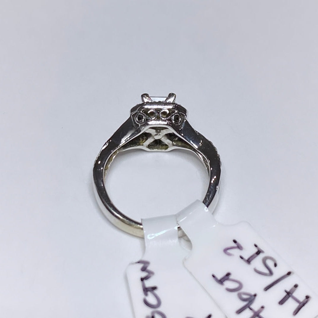 0.46ct Princess Cut Diamond & Halo Crossover Ring 14k
