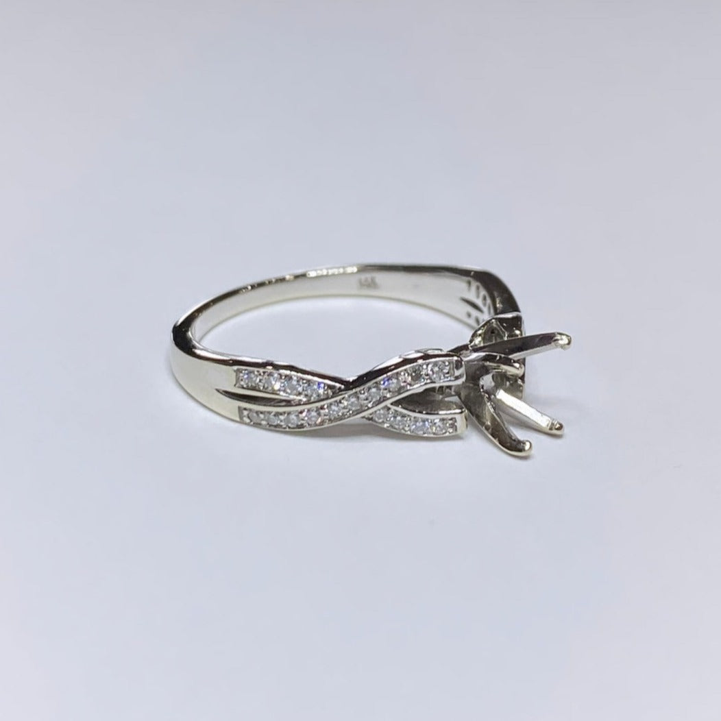 14k Semi-mounted Diamond Crossover Ring