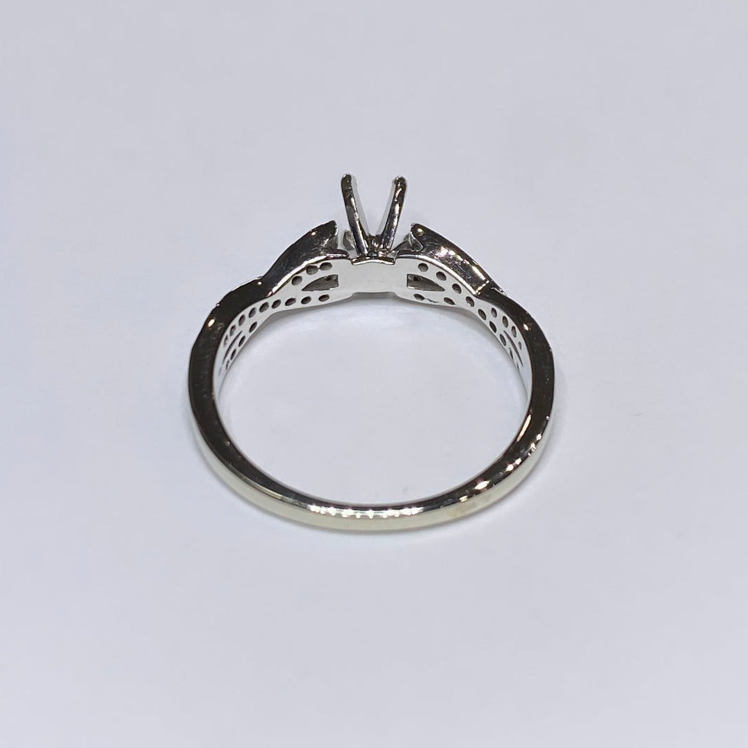 14k Semi-mounted Diamond Crossover Ring
