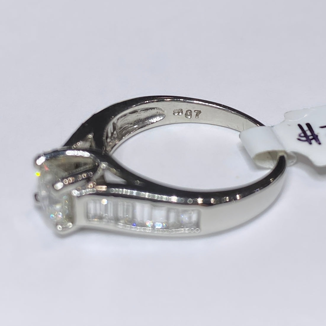 Platinum Radiant Cut W/Baguettes Ring