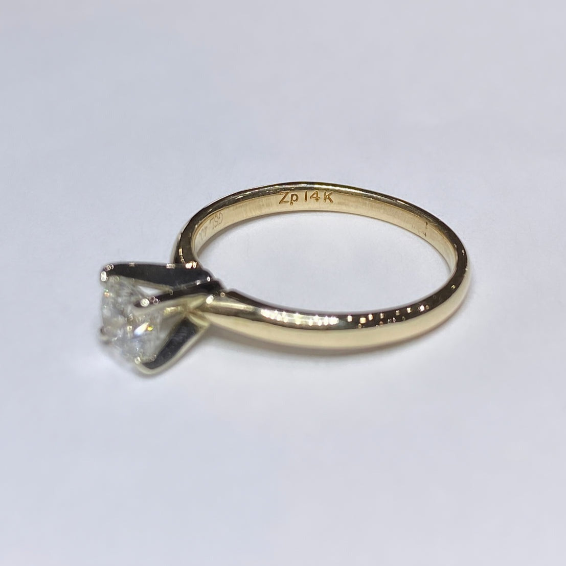 0.72ct Round Diamond Solitaire Ring 14k