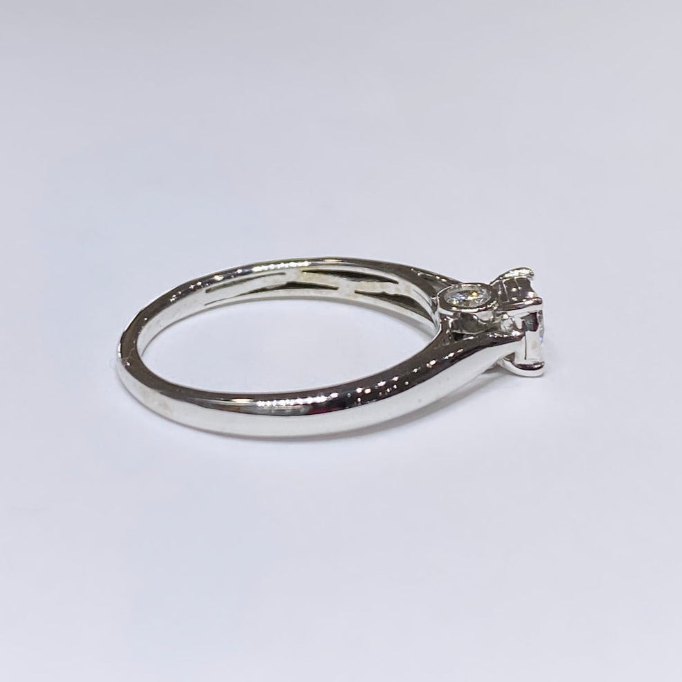 14k Round Diamond Solitaire 1/3ctw