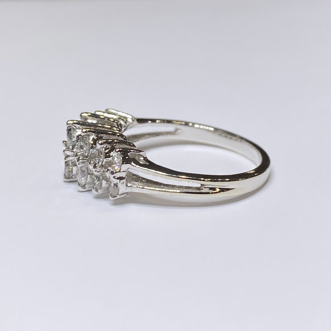 14k Double Row Pyramid Ring 1ctw