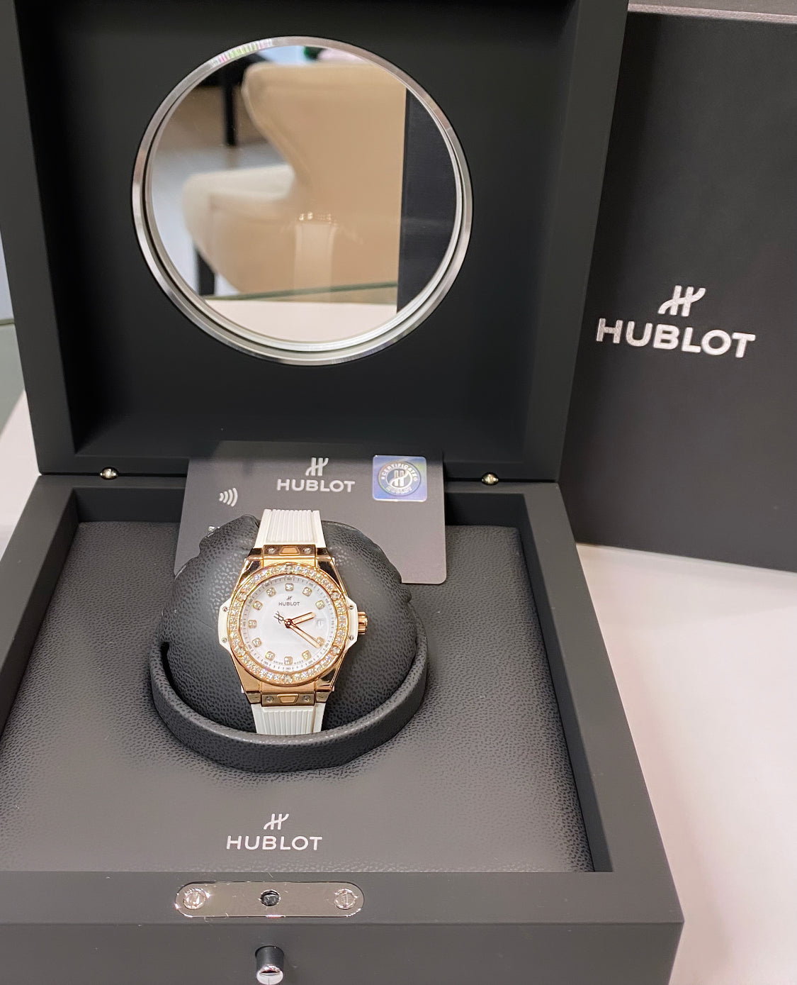 Hublot Big Bang / One Click King Gold White Diamonds