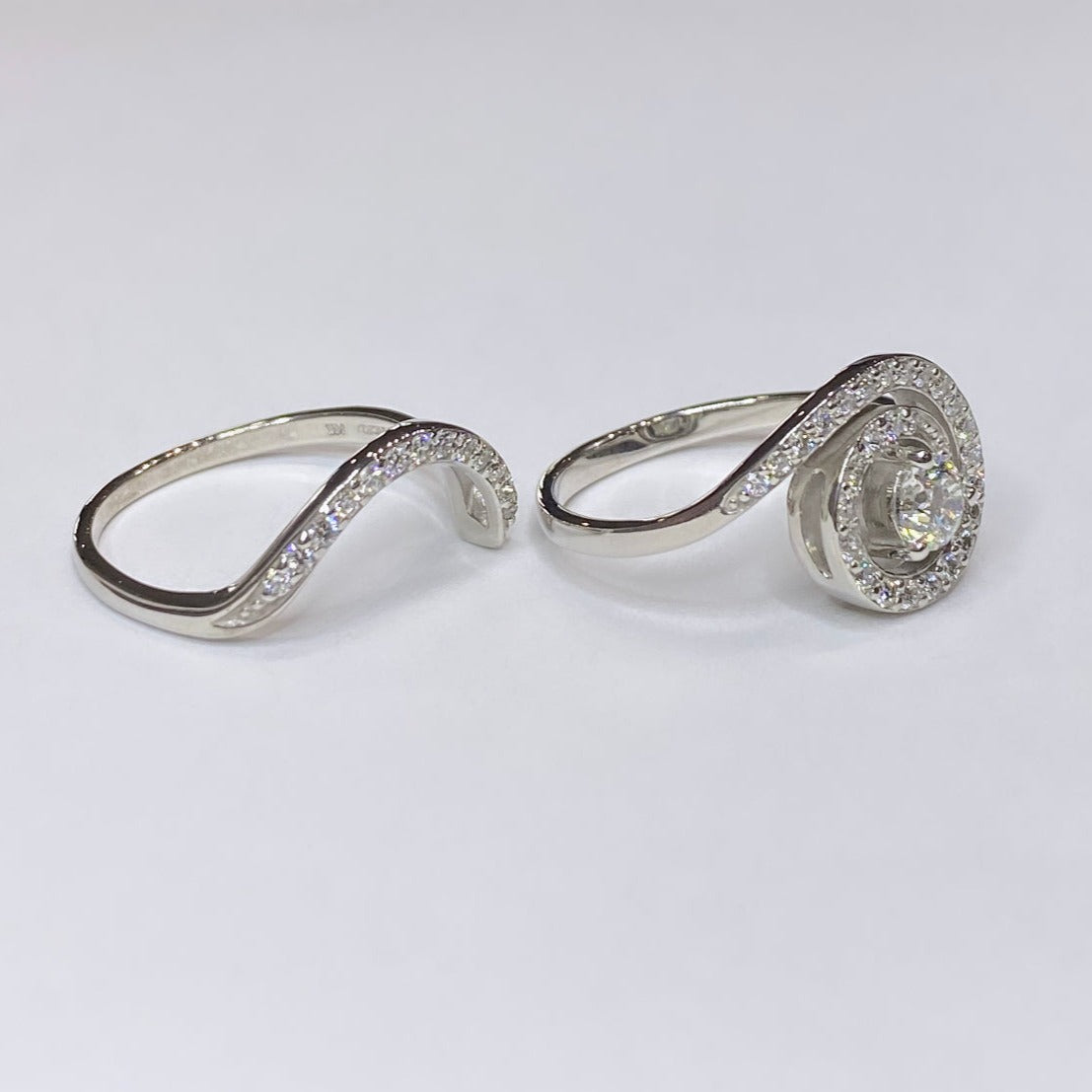 Na Hoku Wave Bridal Set