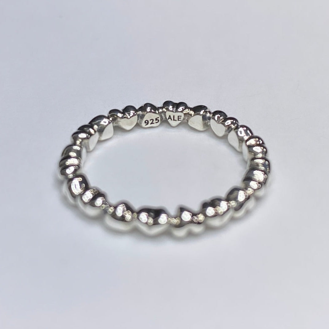 Pandora 925 Heart Eternity Band