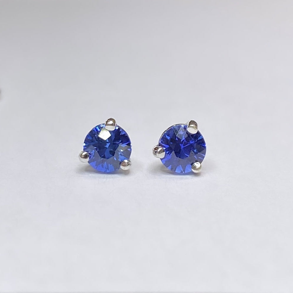 14k Small Tanzanite Stud Earrings