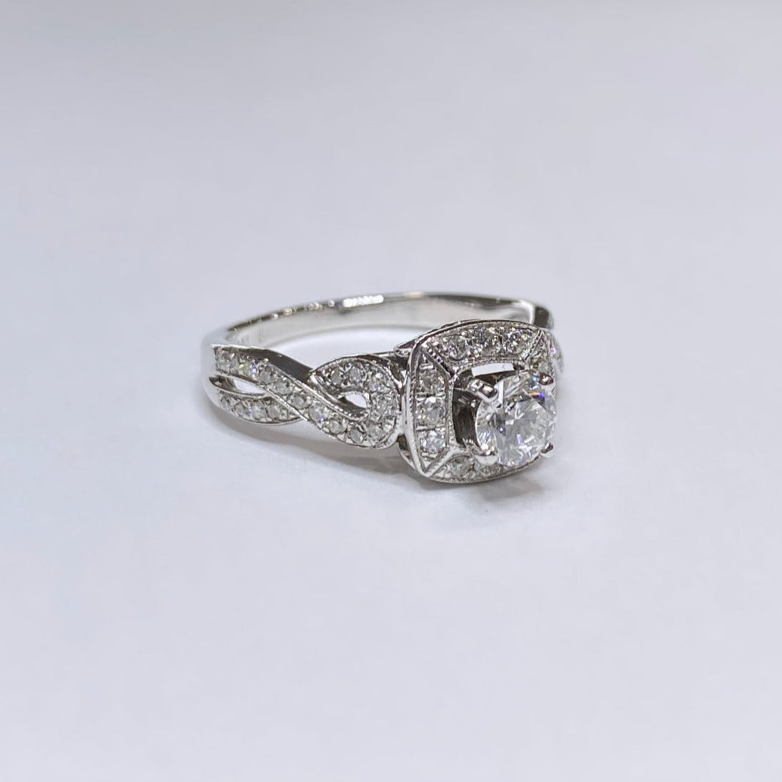 5/8ctw Diamond Halo 14k Engagement Ring