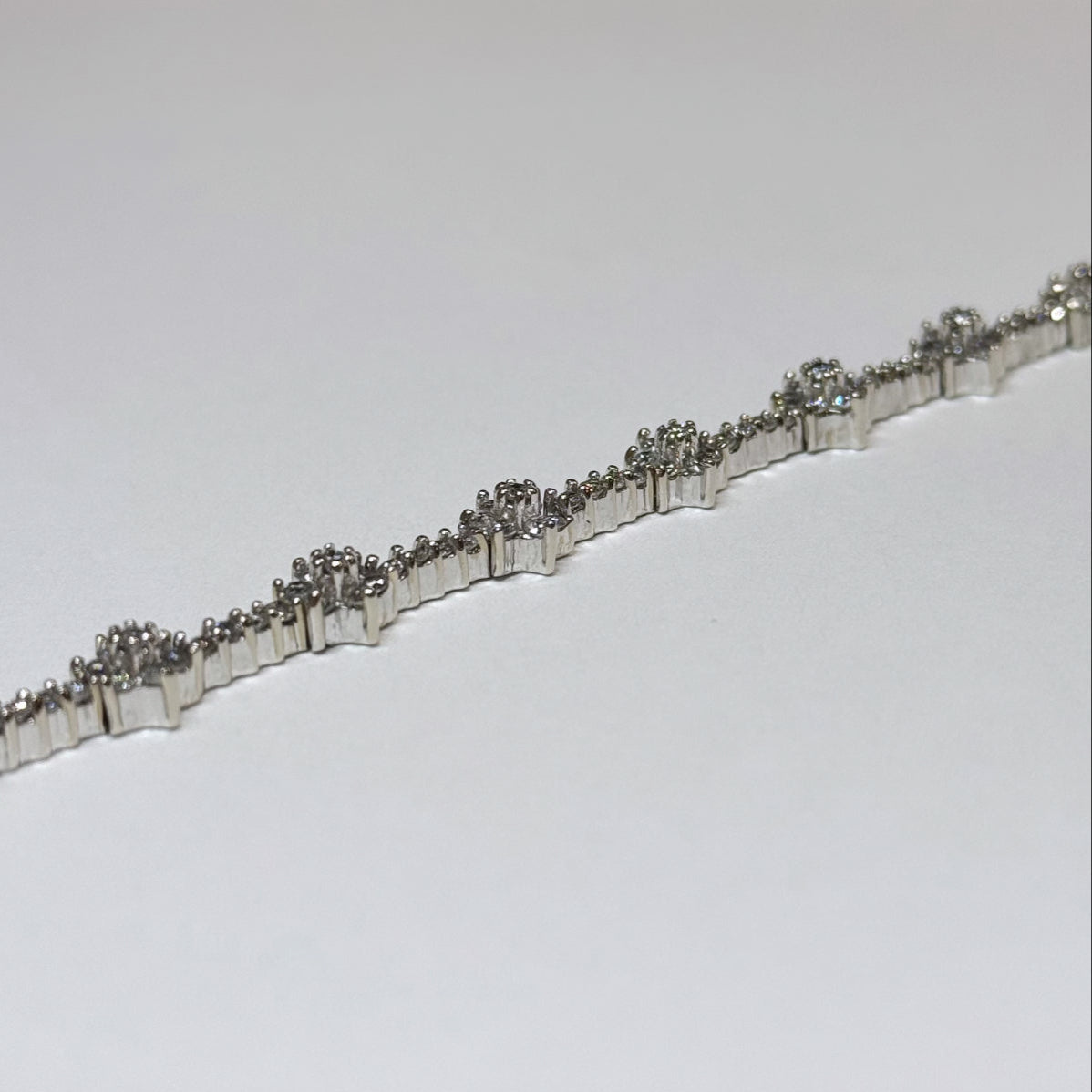 14k 3 1/2ctw Diamond Star Bracelet
