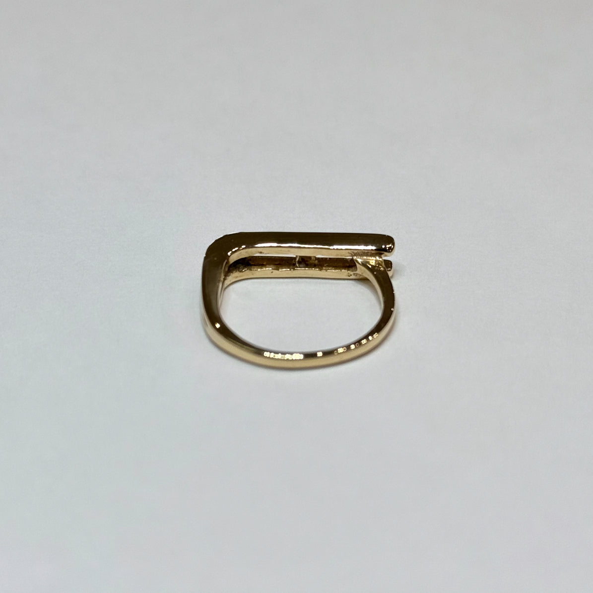 14k Three-stone Diamond Band Ring 1/7ctw