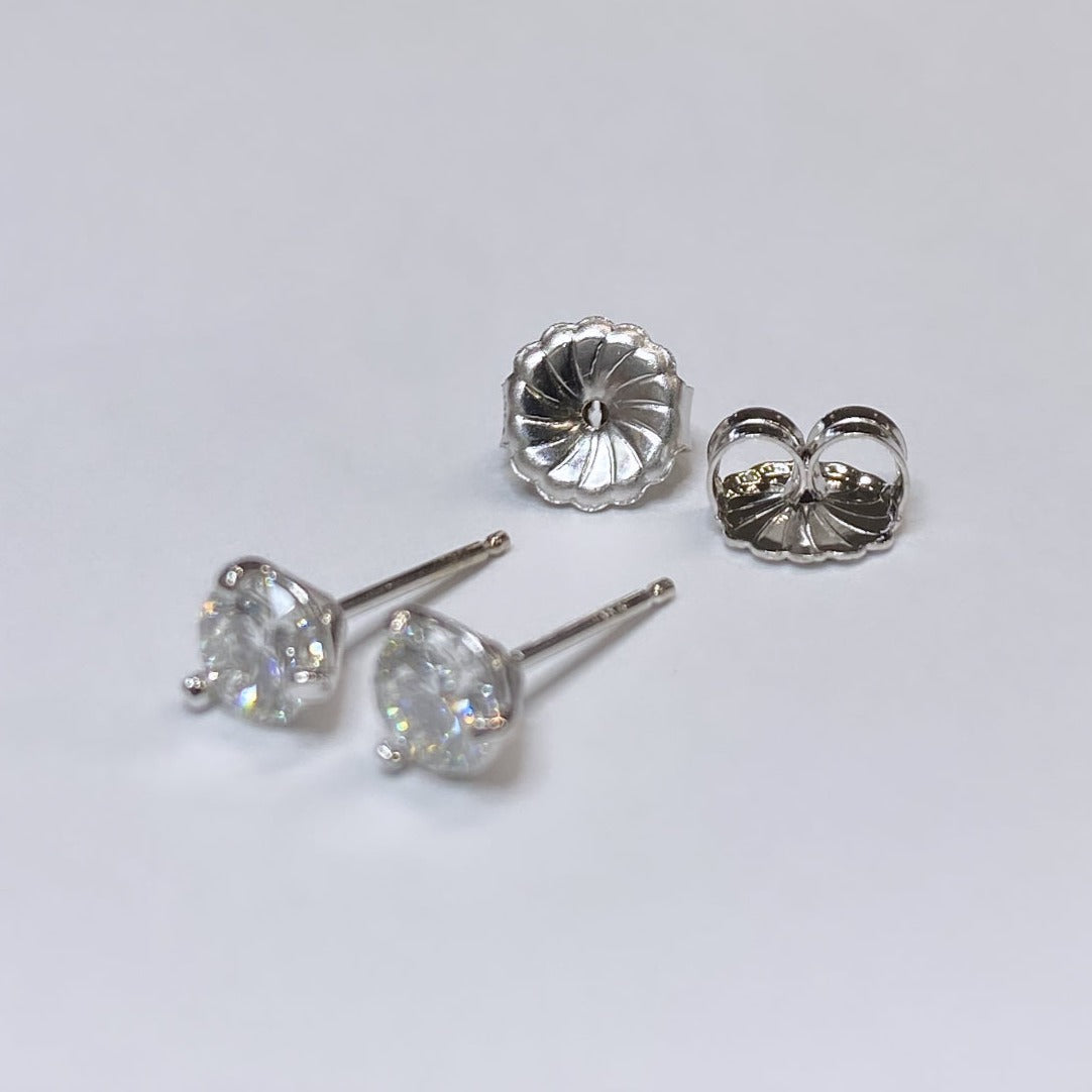 14k Round Brilliant Diamond Studs Earrings 7/8ctw