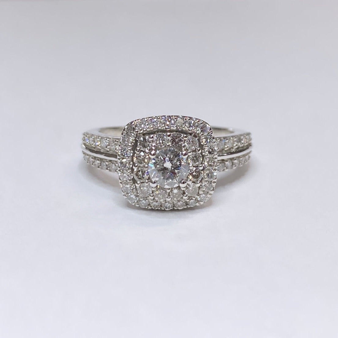 7/8ctw Double Halo Diamond Ring 10k