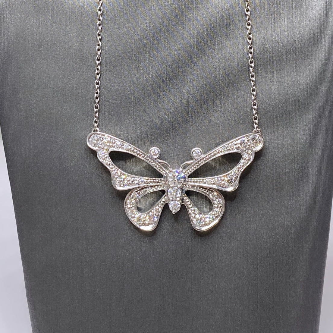 BARBIE GIRL BUTTERFLY NECKLACE