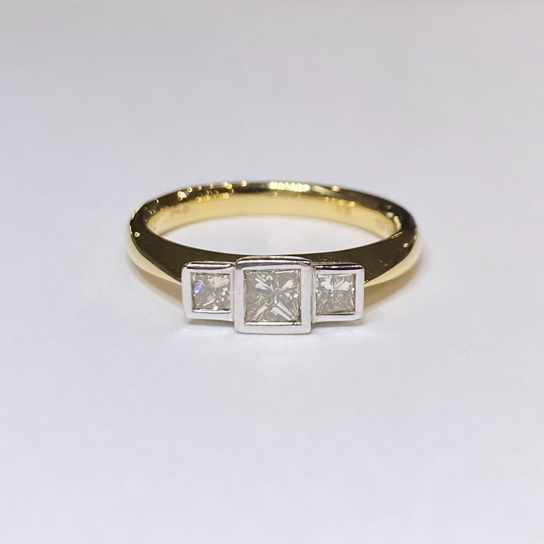 1/2ctw Three Stone Princess Cut Ring 18k