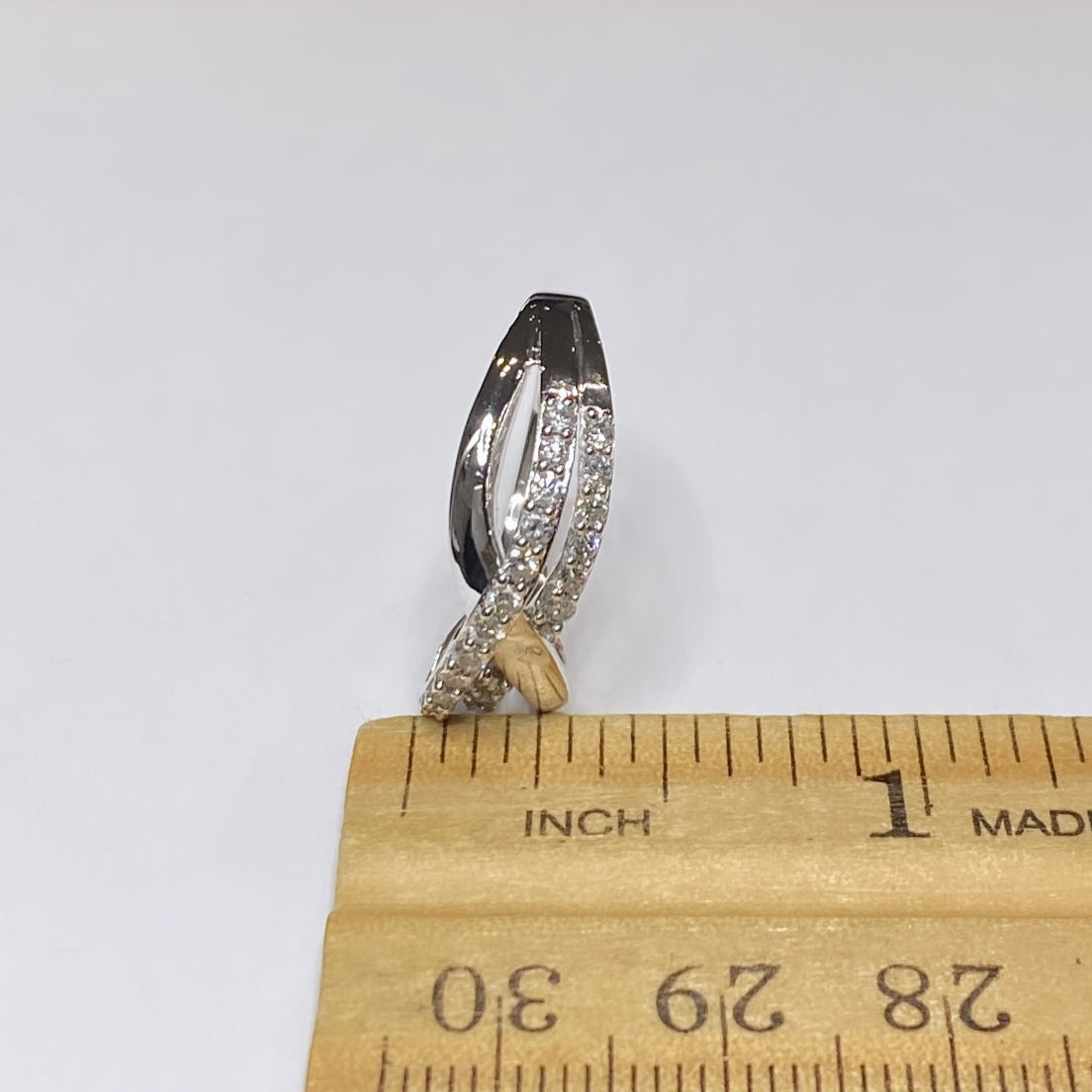 10k Diamond Crossover Ring 1/2ctw