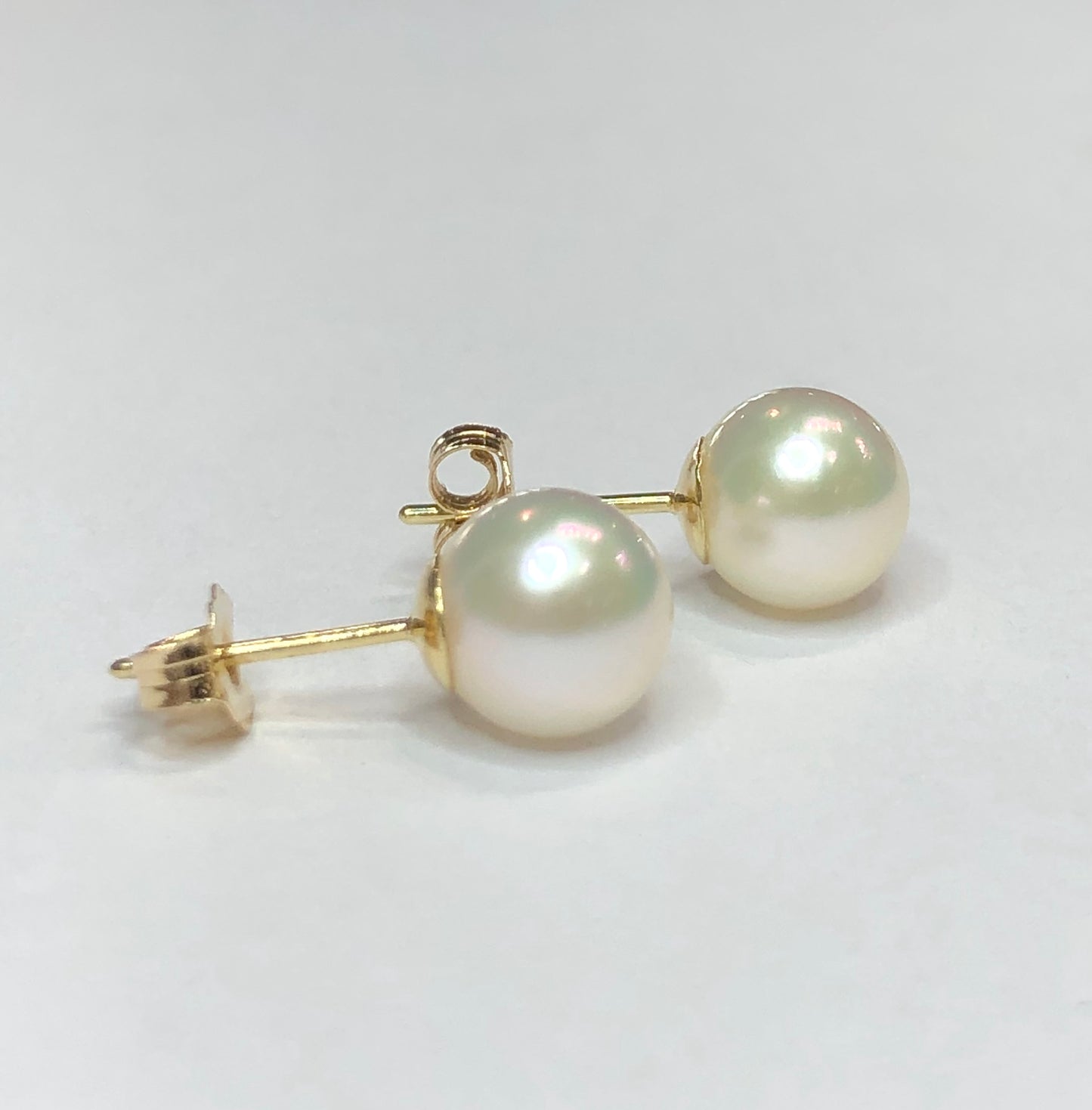 14k Fresh Water Pearl Stud Earrings