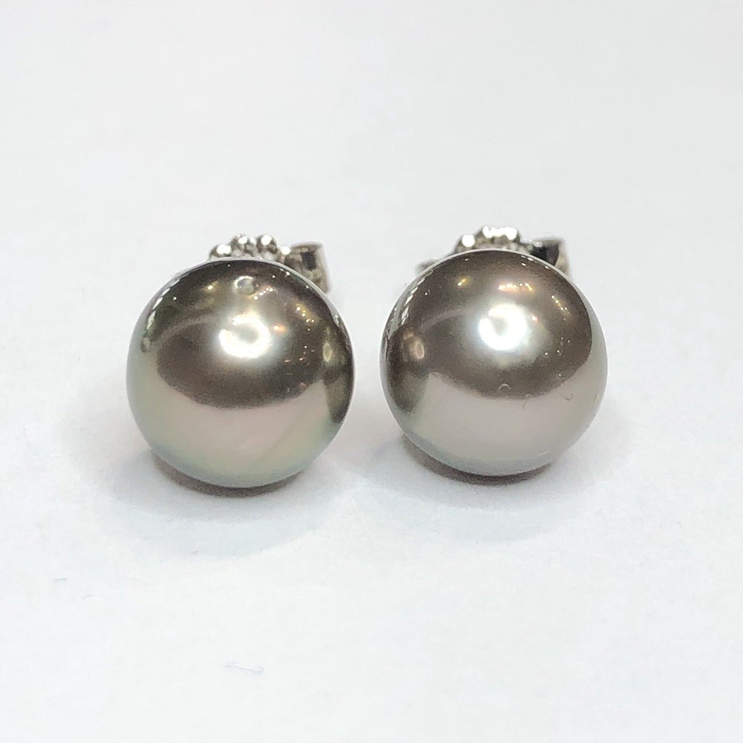 14k Tahitian Pearl Earrings